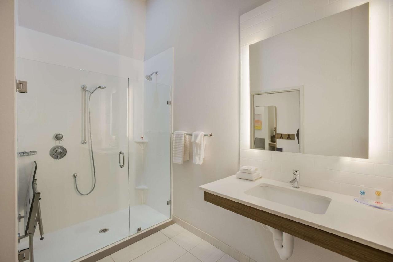 Comfort Inn & Suites ゲイロード エクステリア 写真